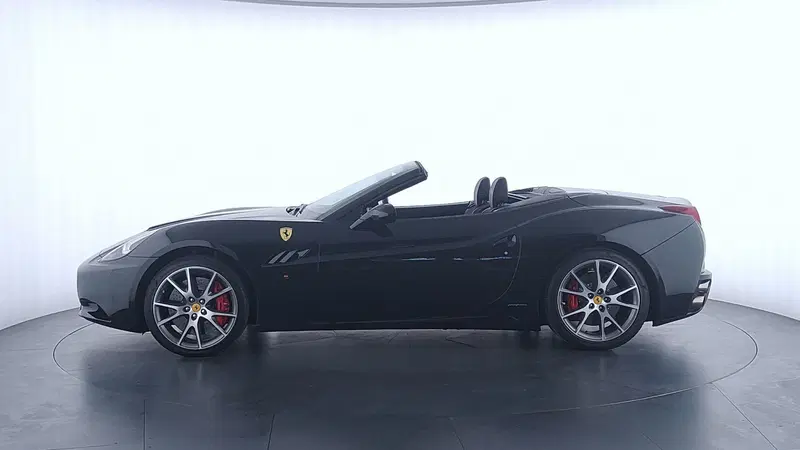 Ferrari California Spider usata a Perugia (8)