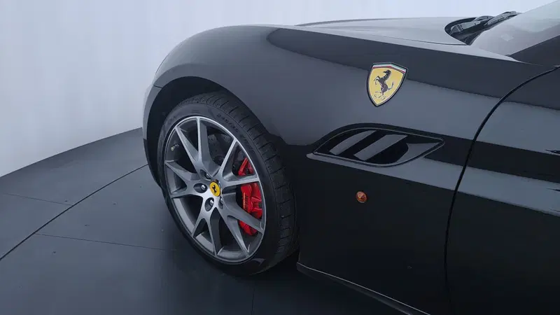 Ferrari California Spider usata a Perugia (9)