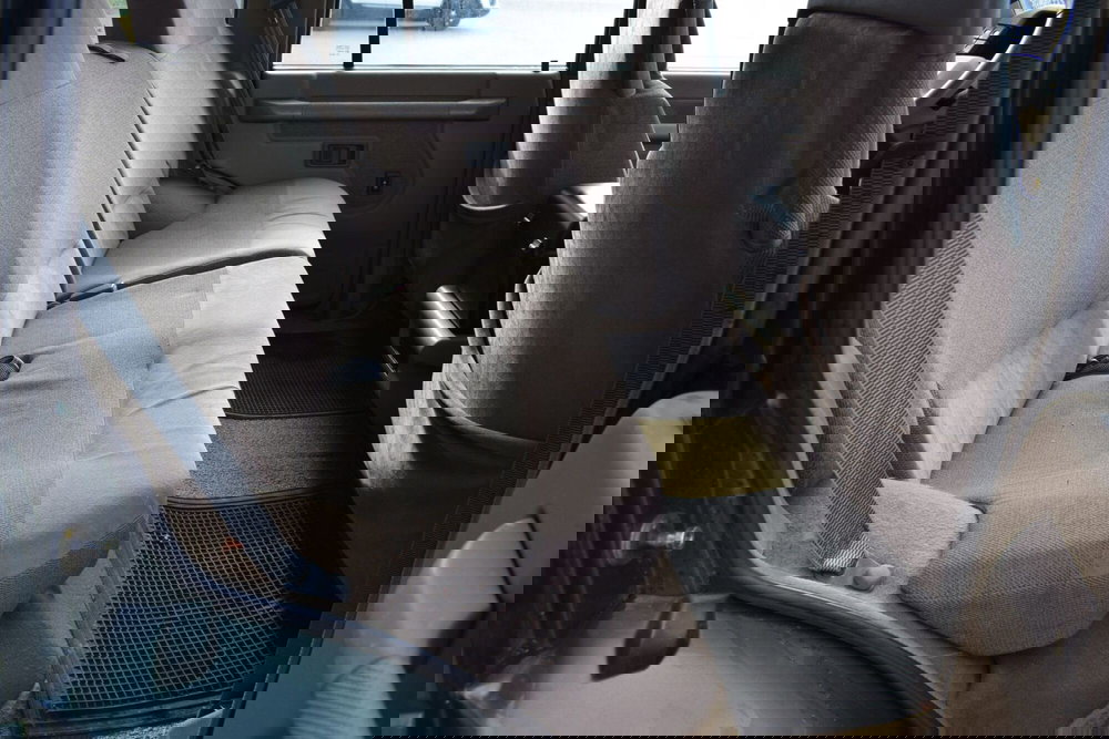 Land Rover Discovery usata a Cuneo (18)