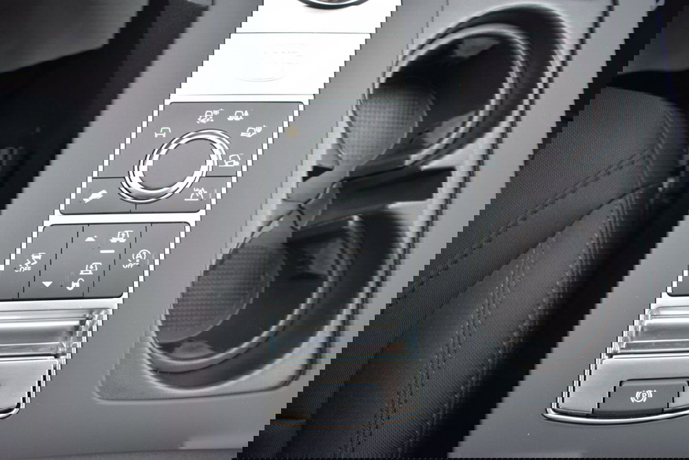 Land Rover Discovery usata a Cuneo (12)