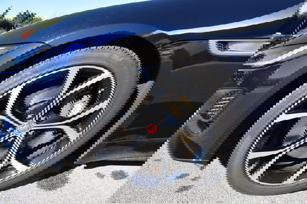 Jaguar F-Type Coupé usata a Cuneo (19)