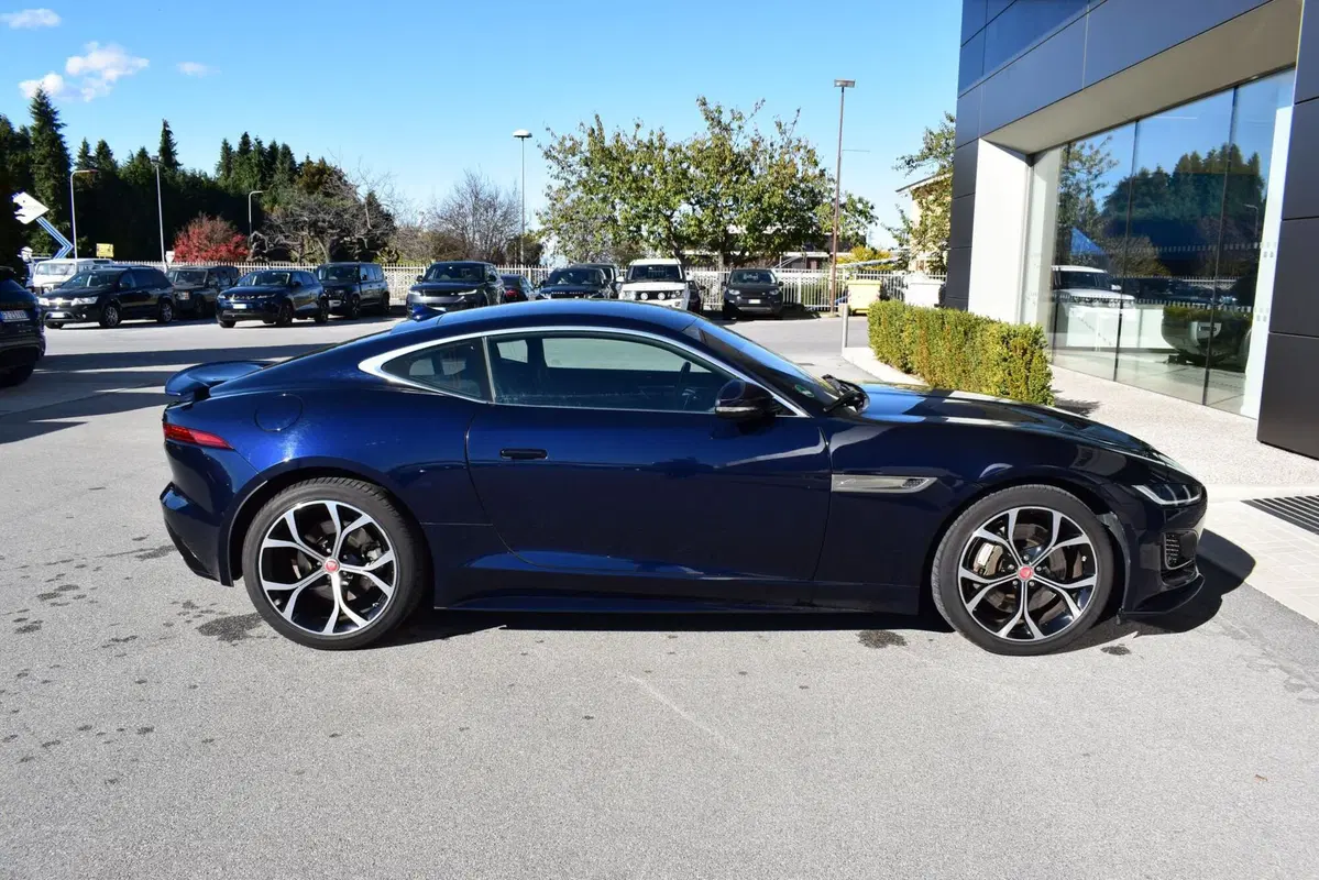 Jaguar F-Type Coupé usata a Cuneo (5)
