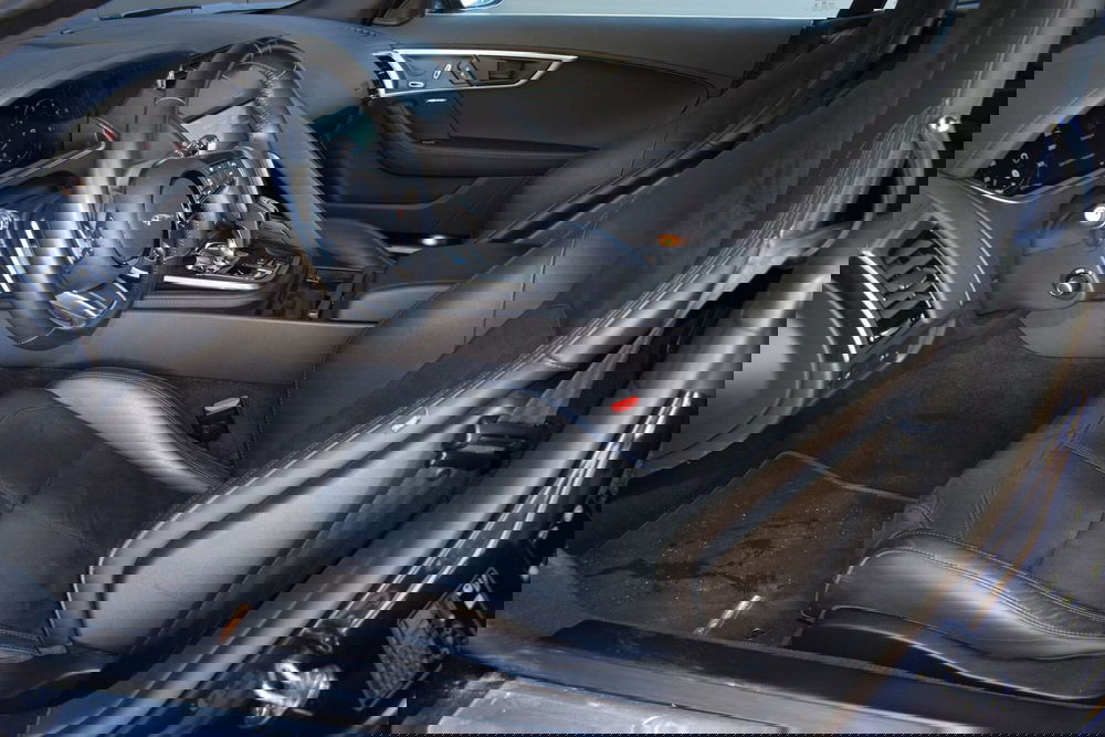 Jaguar F-Type Coupé usata a Cuneo (9)