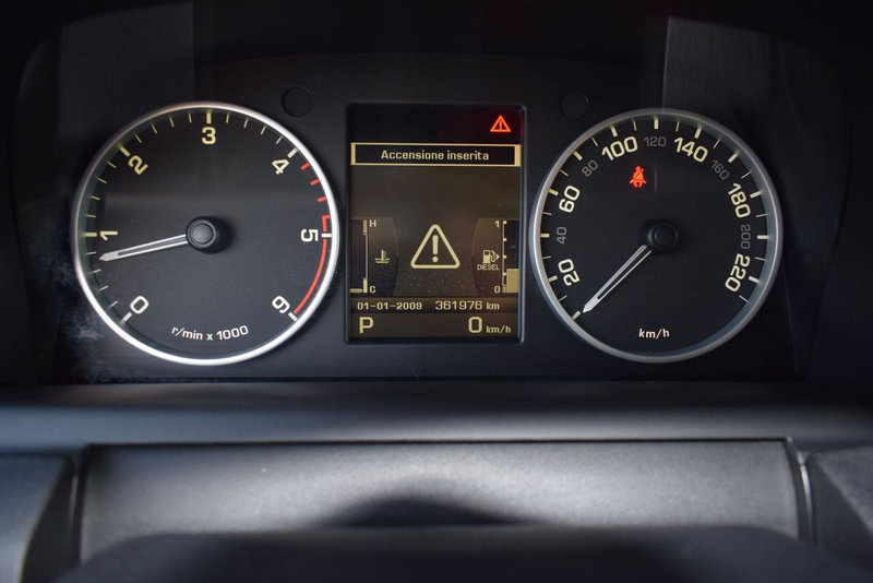 Land Rover Discovery usata a Cuneo (16)