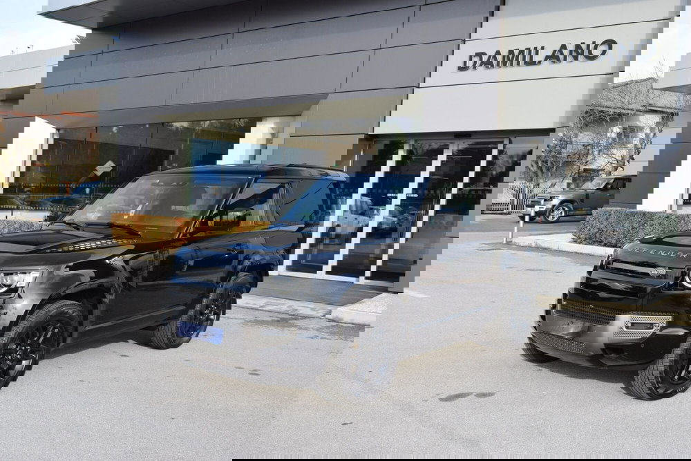 Land Rover Defender usata a Cuneo