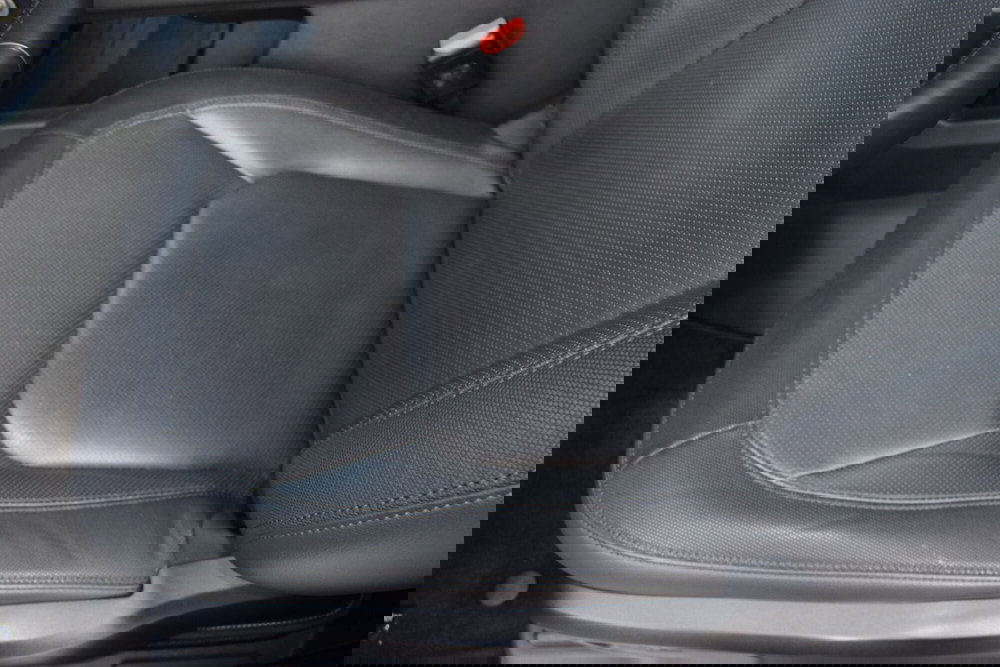 Land Rover Defender usata a Cuneo (14)