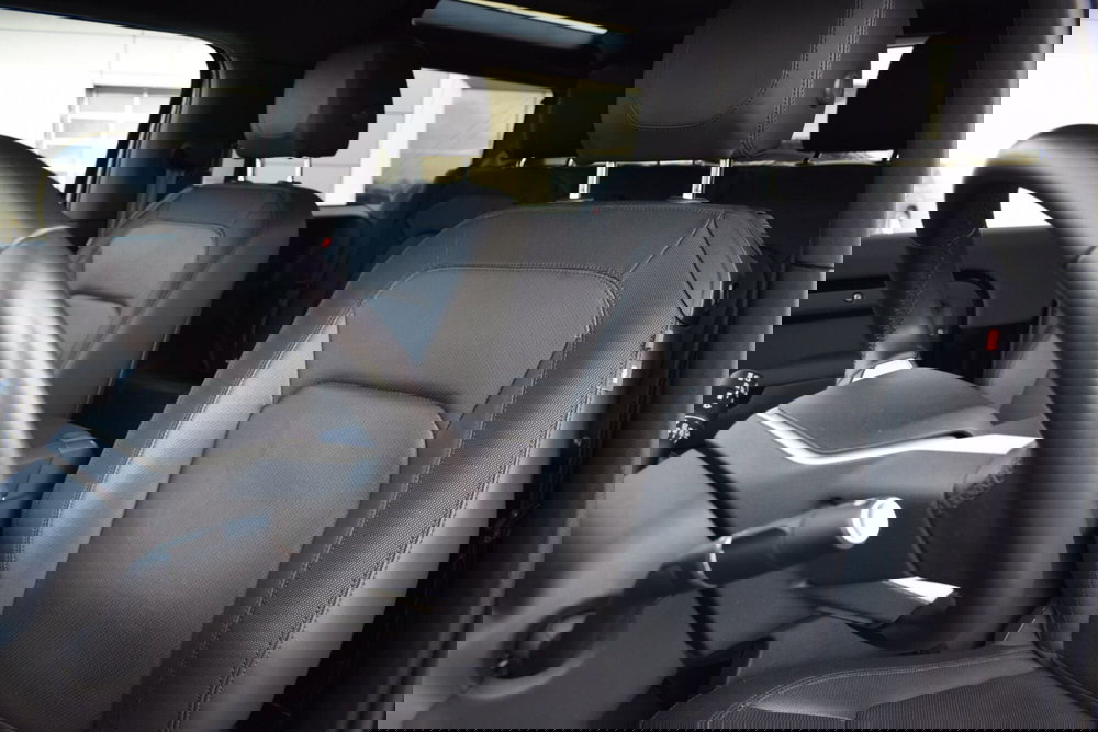 Land Rover Defender usata a Cuneo (17)