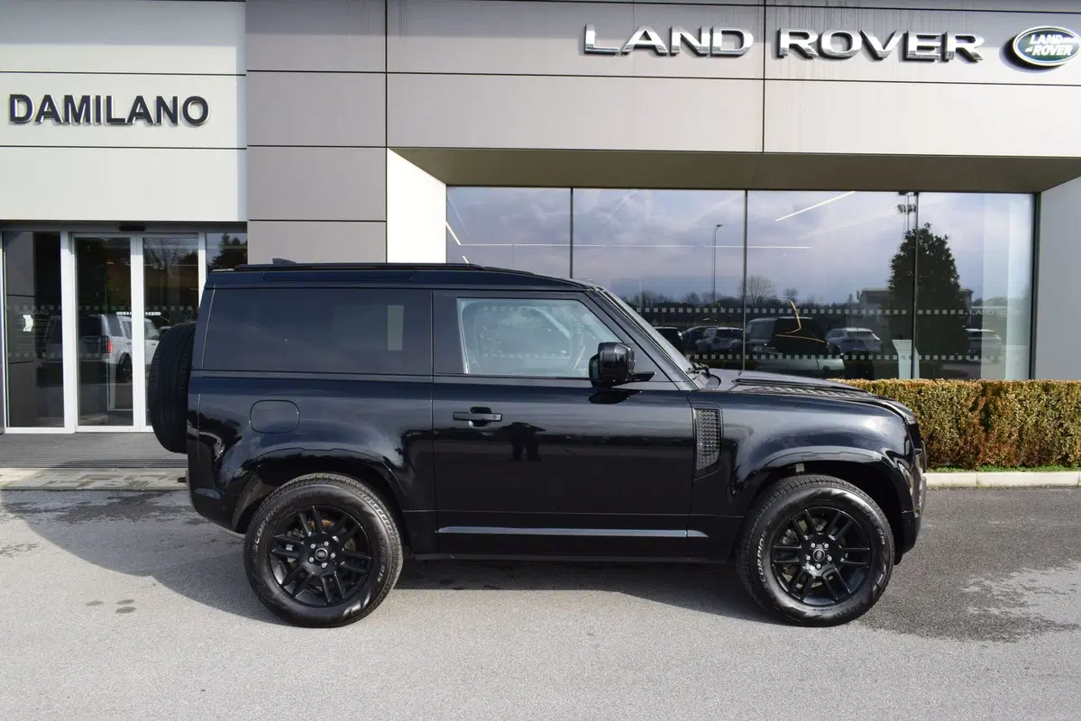 Land Rover Defender usata a Cuneo (5)