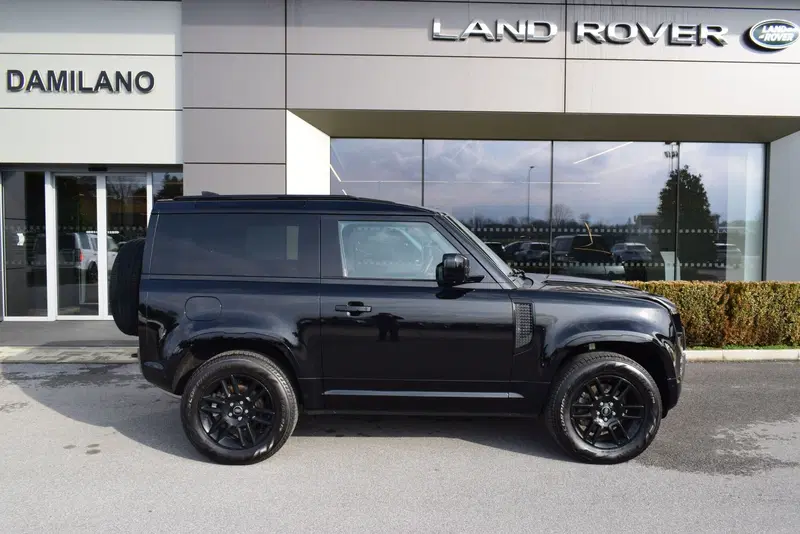 Land Rover Defender usata a Cuneo (5)