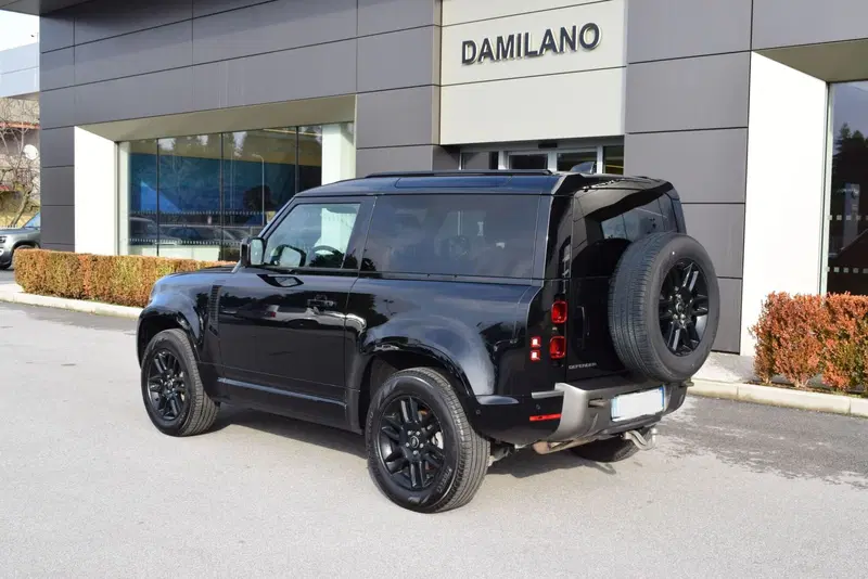 Land Rover Defender usata a Cuneo (6)