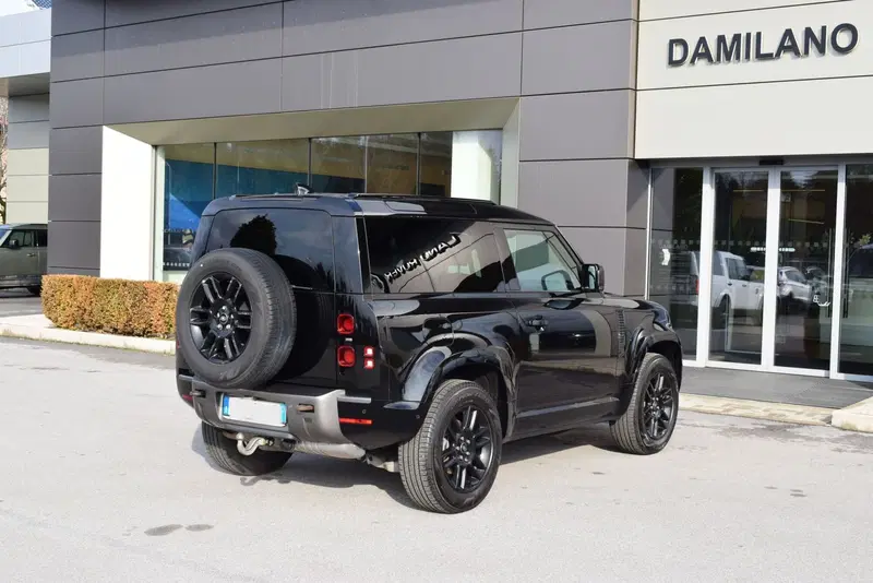 Land Rover Defender usata a Cuneo (8)