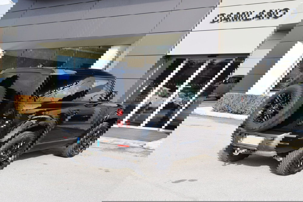 Land Rover Defender usata a Cuneo (8)