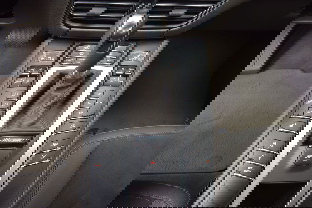 Porsche Macan usata a Cuneo (13)