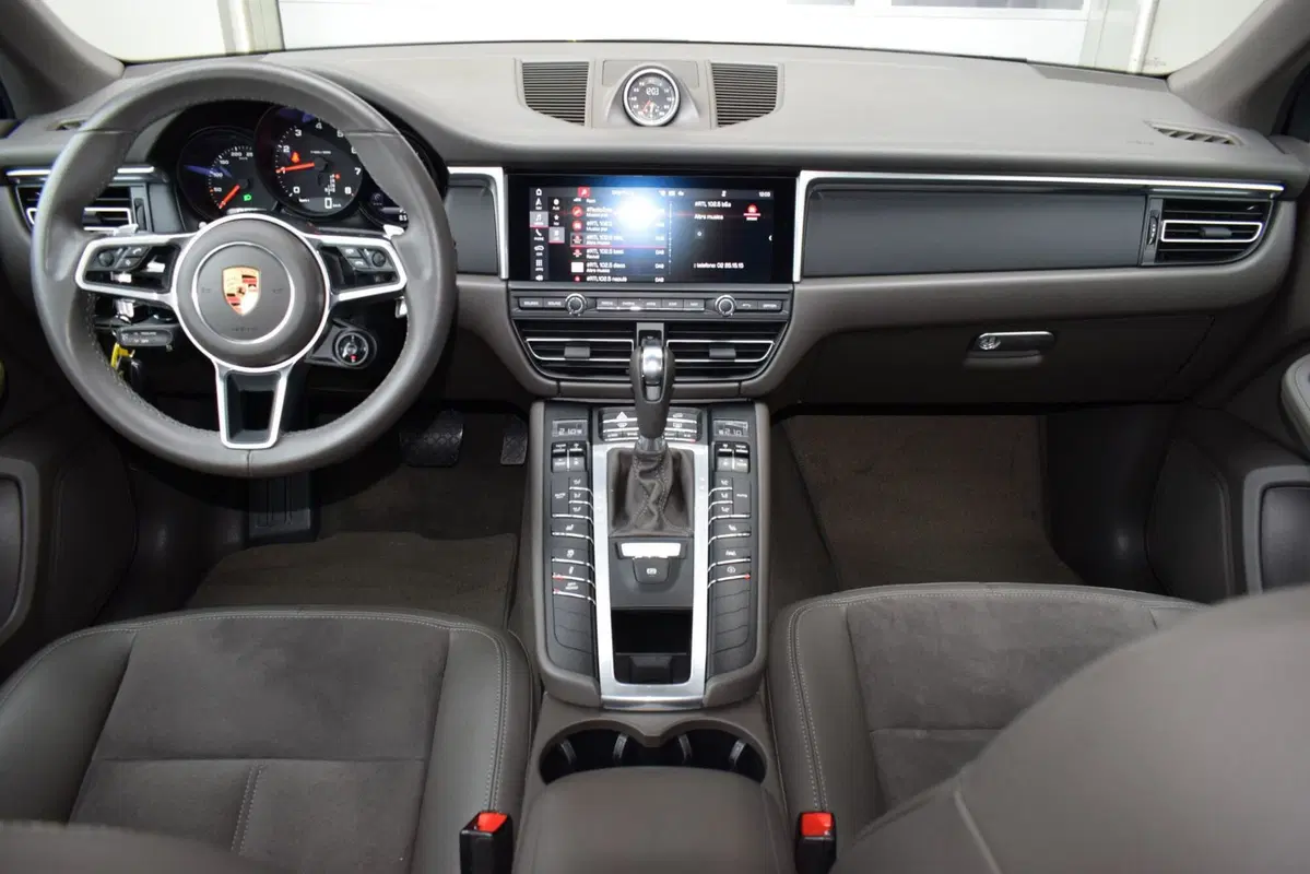 Porsche Macan usata a Cuneo (9)