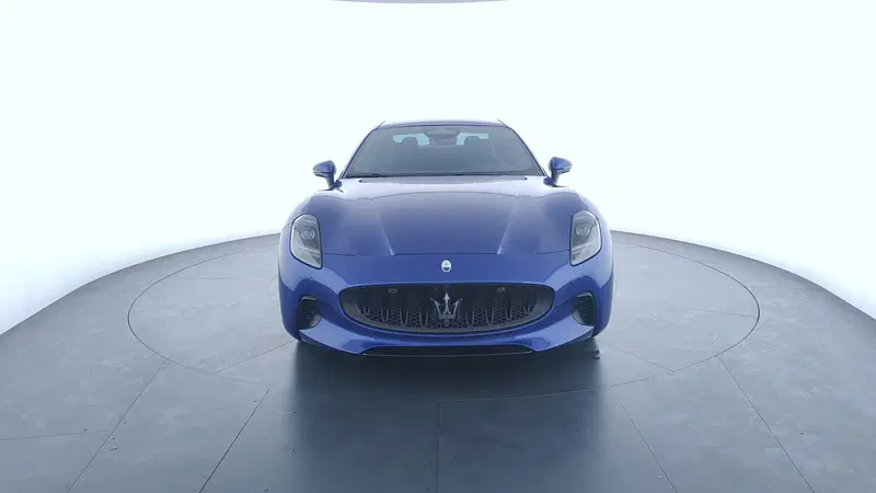 Maserati Granturismo nuova a Perugia