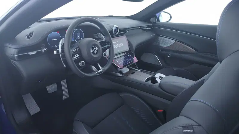Maserati Granturismo nuova a Perugia (10)
