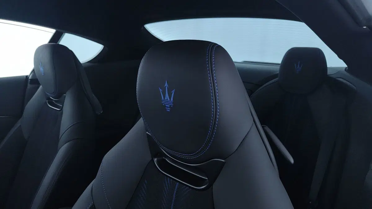 Maserati Granturismo nuova a Perugia (15)
