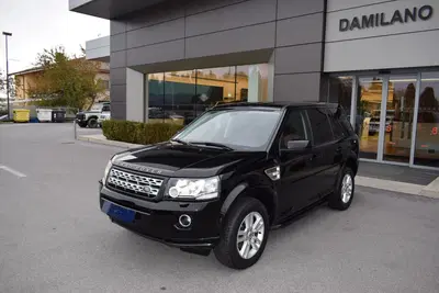 Land Rover Freelander 2.2 TD4 S.W. SE del 2013 usata a Cuneo