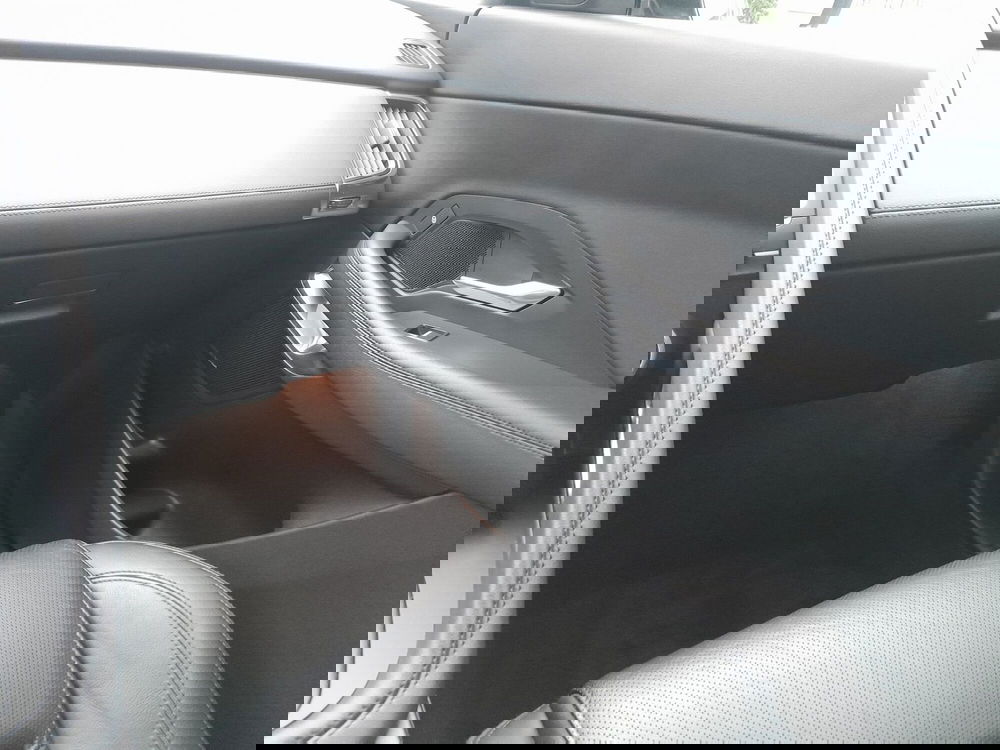 Jaguar E-Pace usata a Cuneo (12)