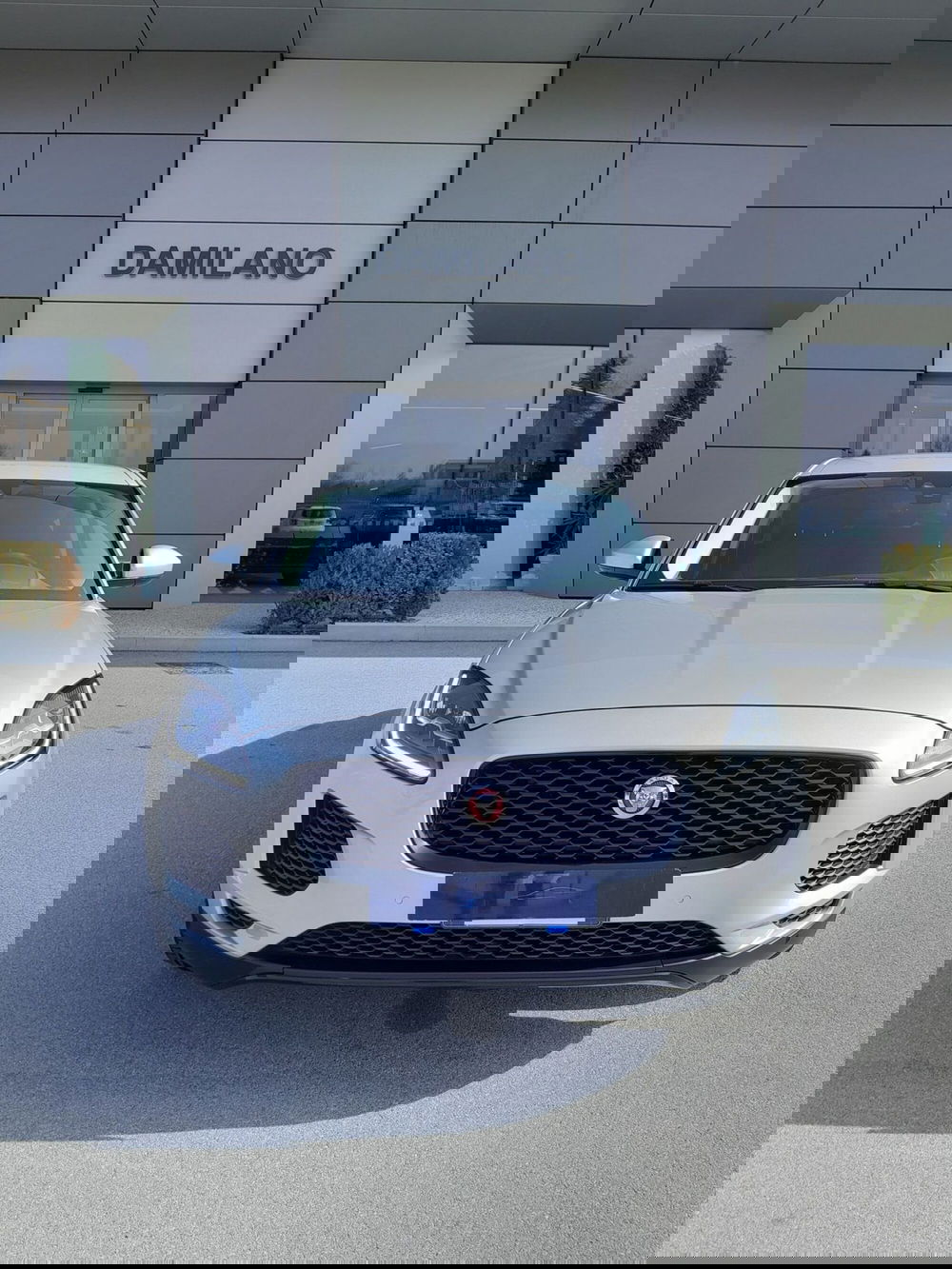 Jaguar E-Pace usata a Cuneo (2)