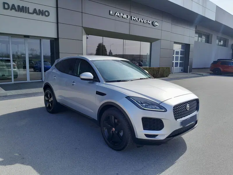 Jaguar E-Pace usata a Cuneo (3)