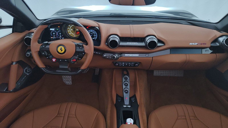 Ferrari 812 Spider usata a Perugia (15)