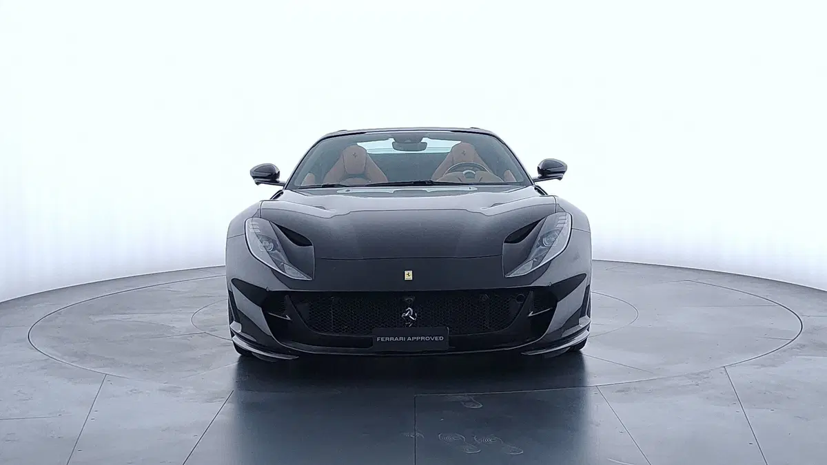 Ferrari 812 Spider usata a Perugia (2)