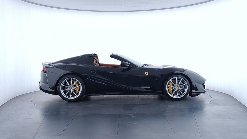 Ferrari 812 Spider usata a Perugia (4)