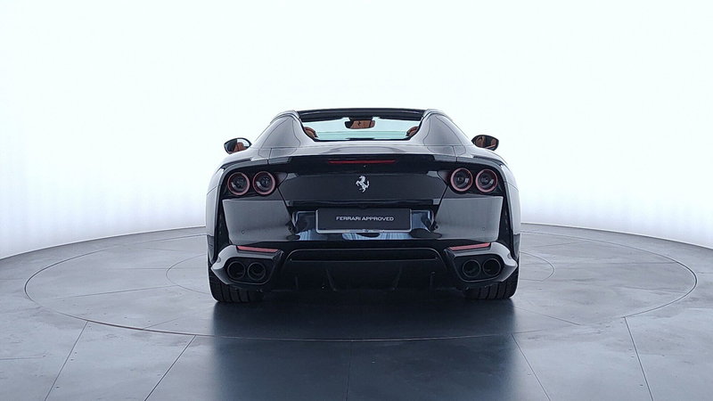 Ferrari 812 Spider usata a Perugia (6)