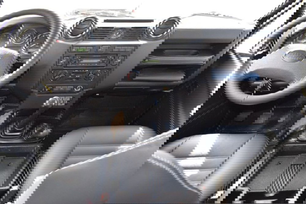 Land Rover Defender usata a Cuneo (12)