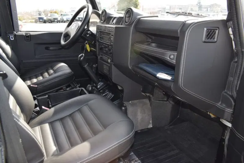 Land Rover Defender usata a Cuneo (13)