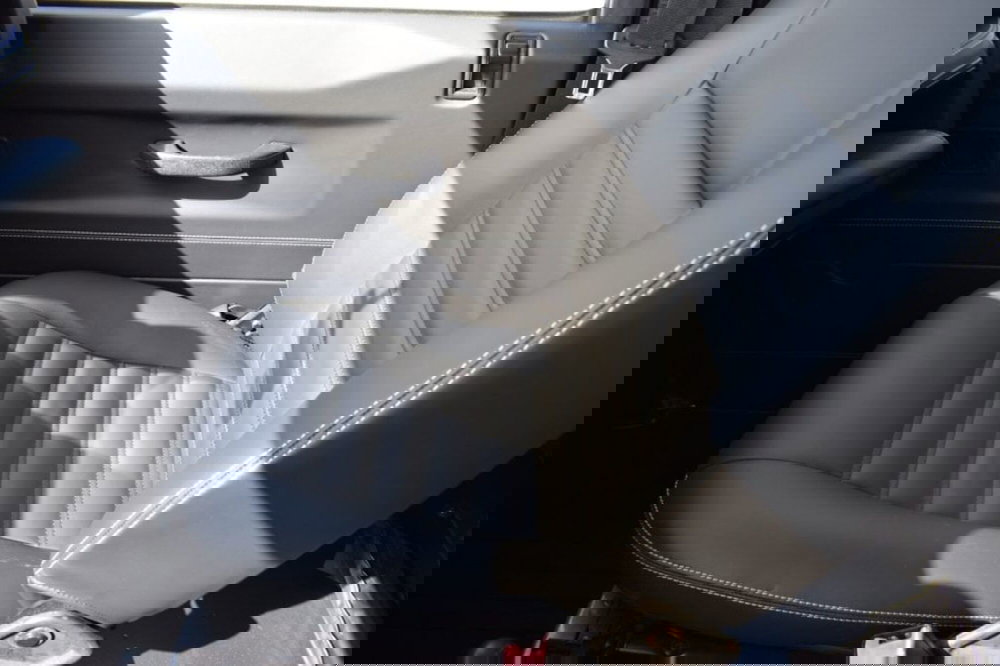 Land Rover Defender usata a Cuneo (15)