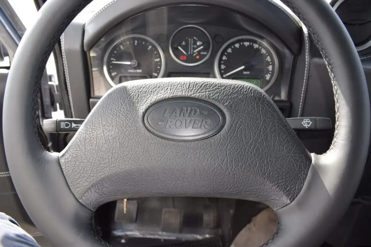 Land Rover Defender usata a Cuneo (16)
