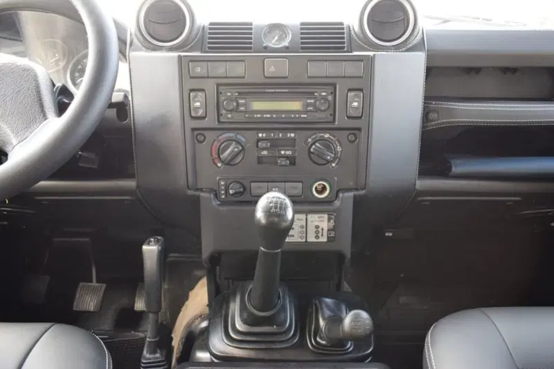 Land Rover Defender usata a Cuneo (18)