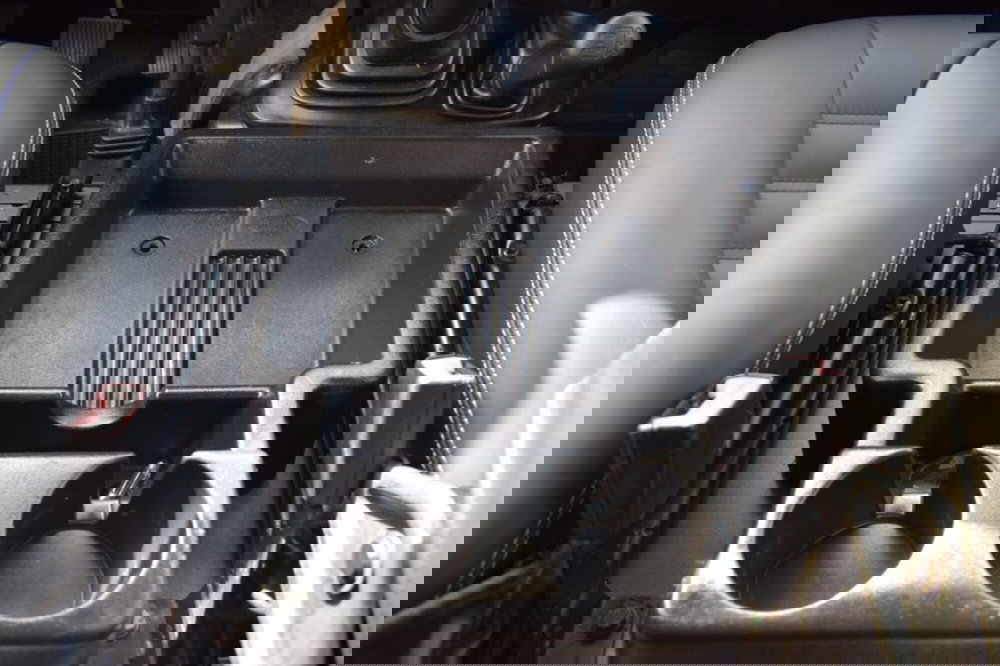 Land Rover Defender usata a Cuneo (19)