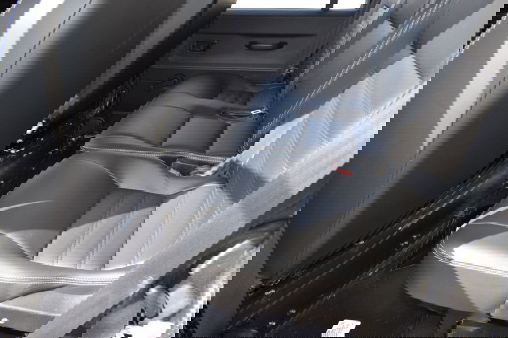 Land Rover Defender usata a Cuneo (20)