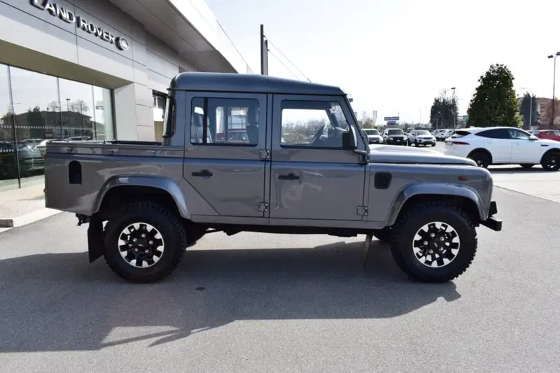 Land Rover Defender usata a Cuneo (5)