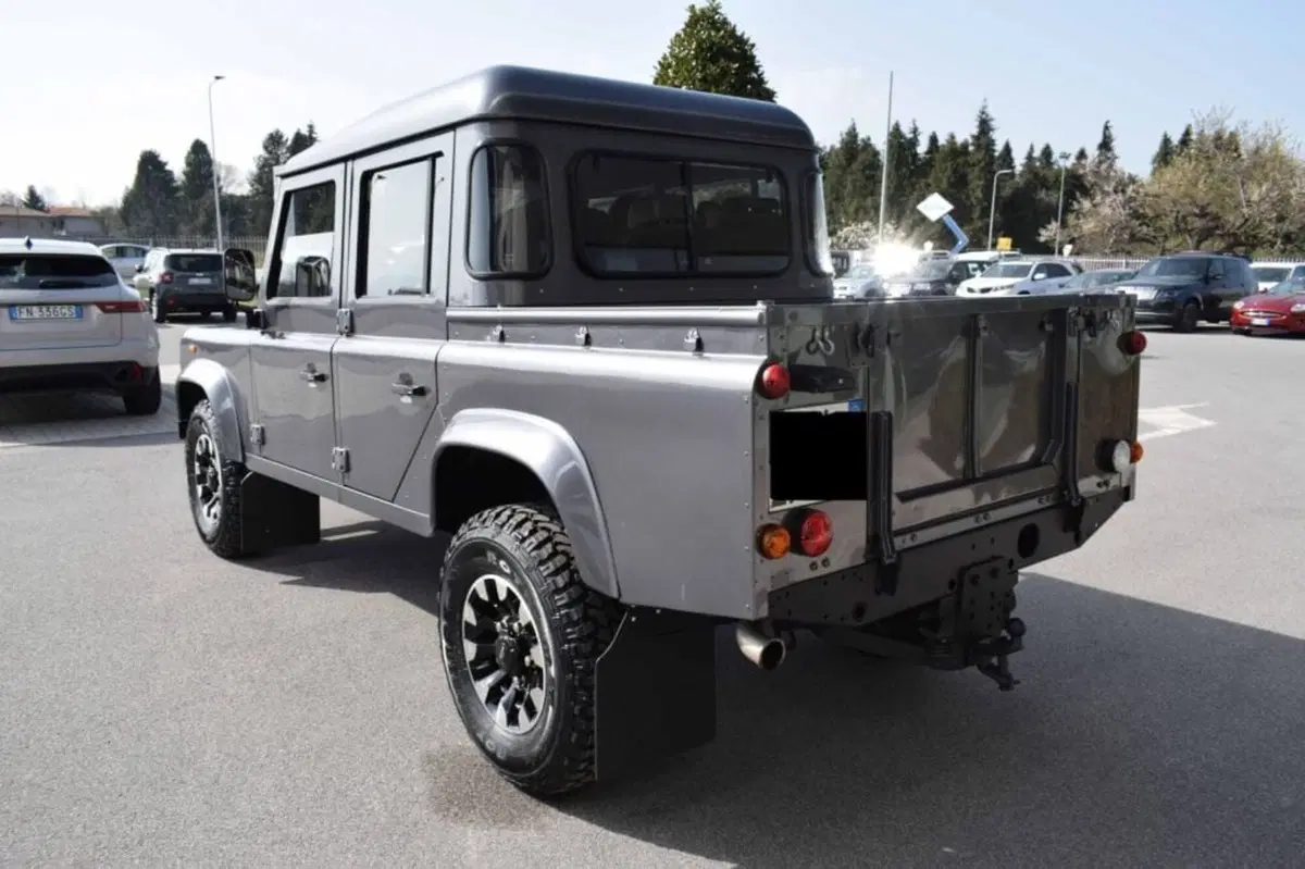 Land Rover Defender usata a Cuneo (6)