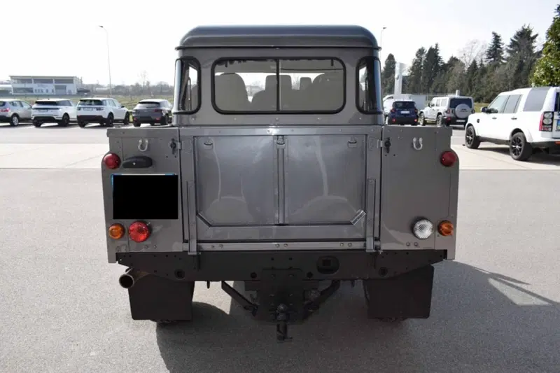 Land Rover Defender usata a Cuneo (7)