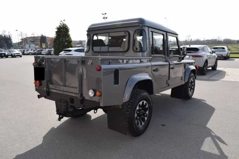Land Rover Defender usata a Cuneo (8)
