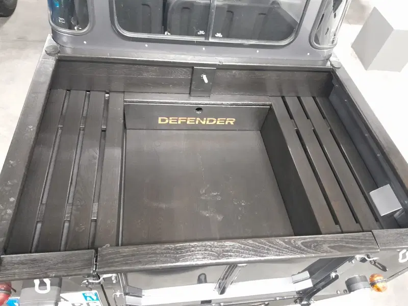 Land Rover Defender usata a Cuneo (9)
