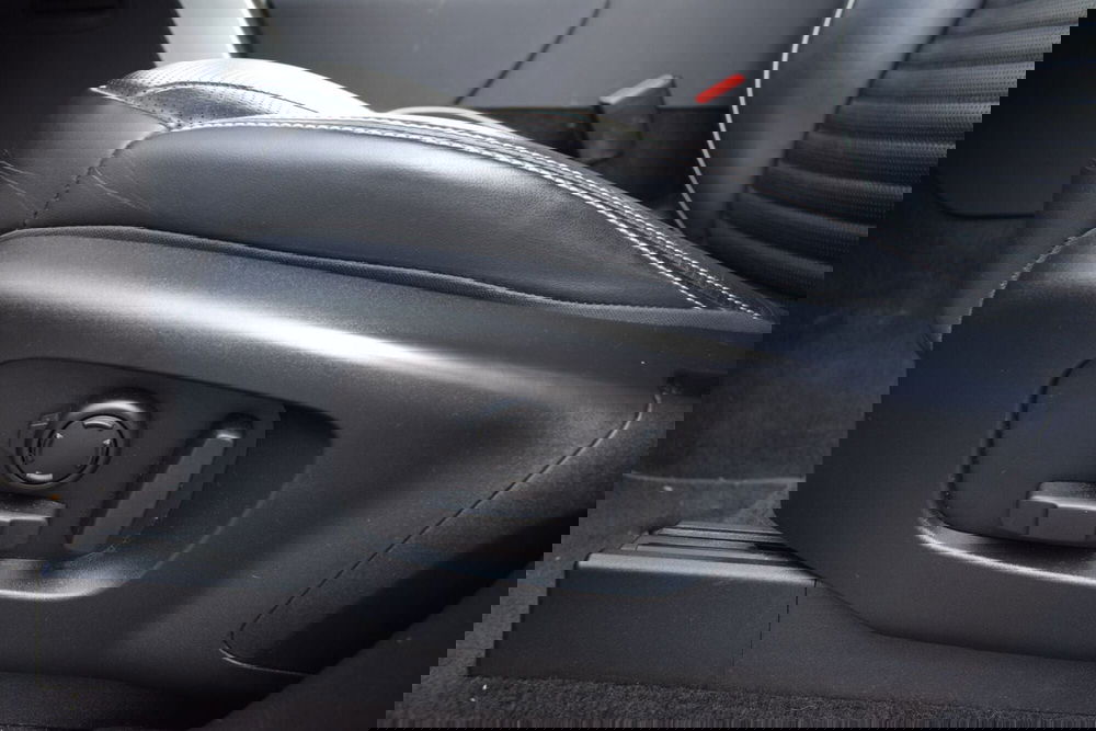 Land Rover Discovery usata a Cuneo (19)