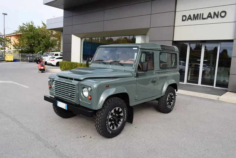 Land Rover Defender usata a Cuneo