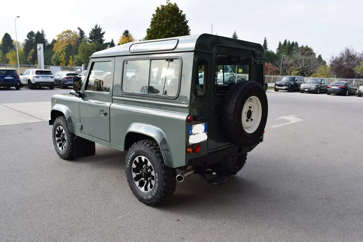 Land Rover Defender usata a Cuneo (6)