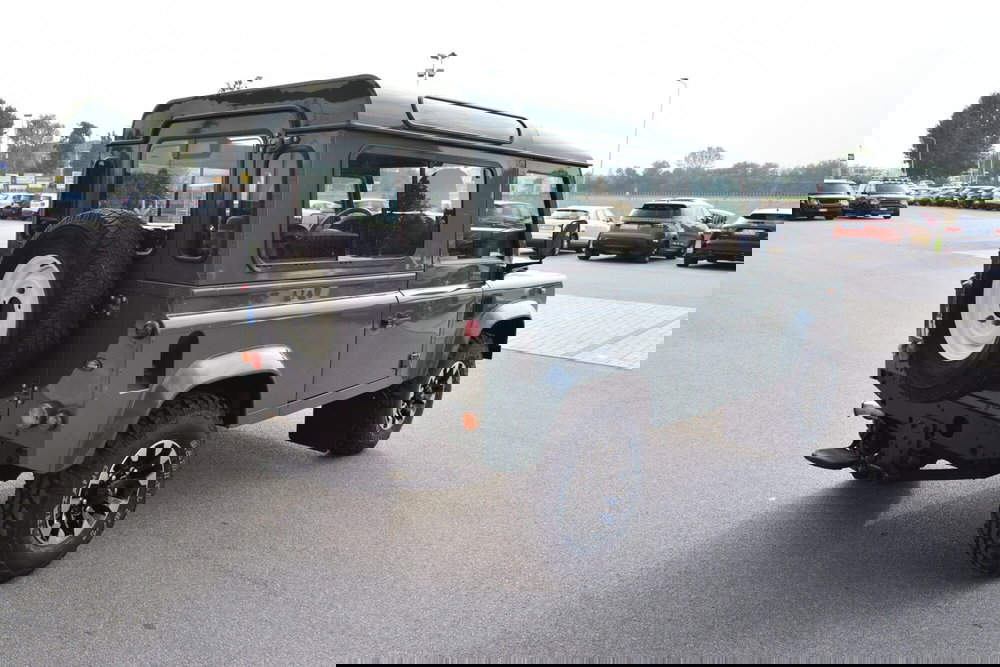 Land Rover Defender usata a Cuneo (8)