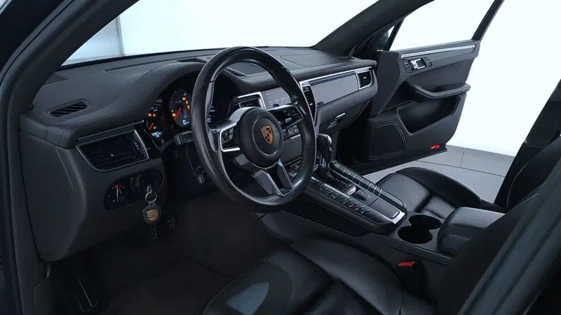 Porsche Macan usata a Perugia (11)