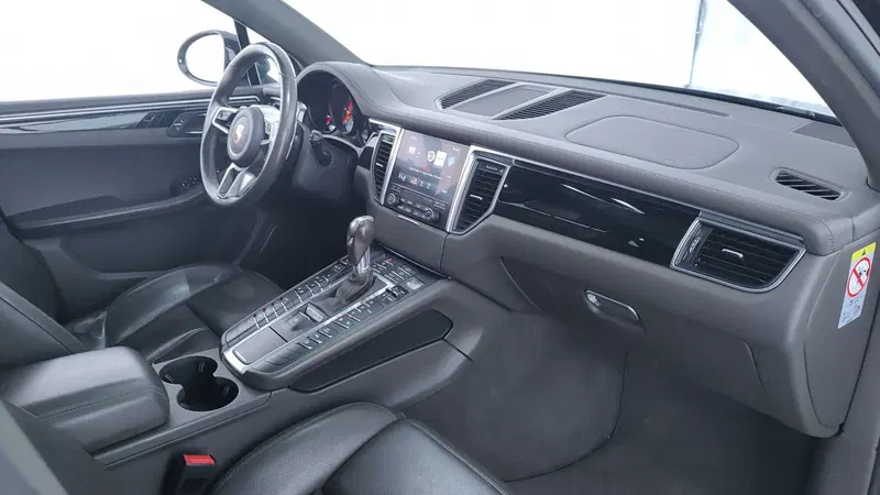 Porsche Macan usata a Perugia (15)