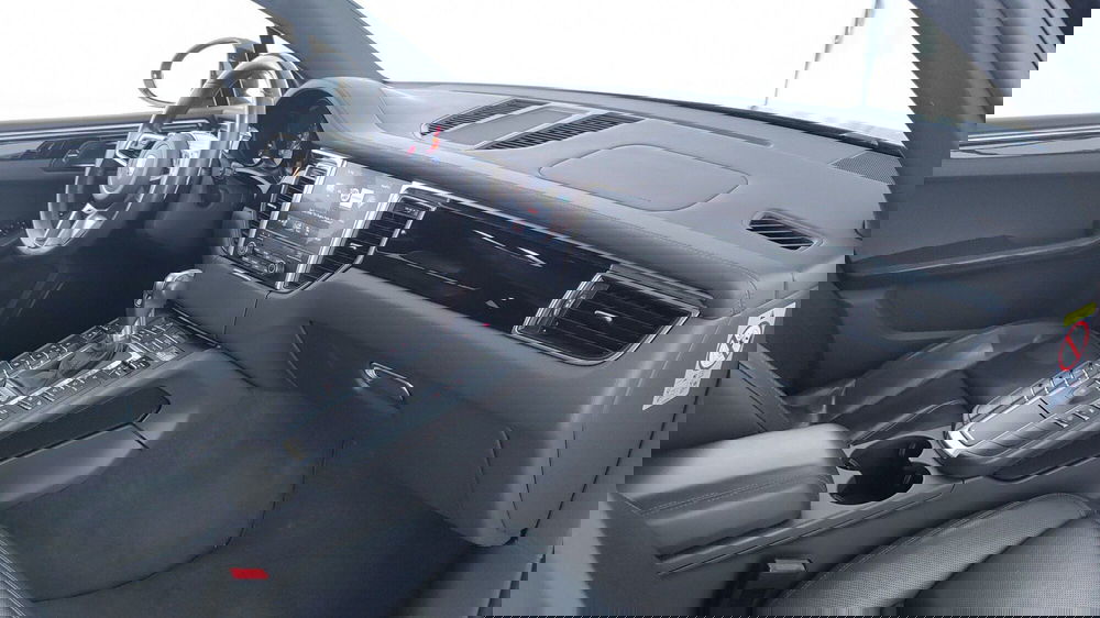 Porsche Macan usata a Perugia (15)