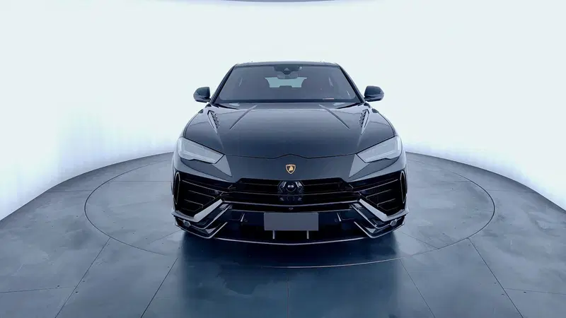Lamborghini Urus usata a Perugia (2)