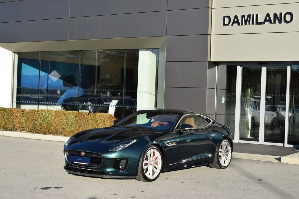 Jaguar F-Type Coupé usata a Cuneo